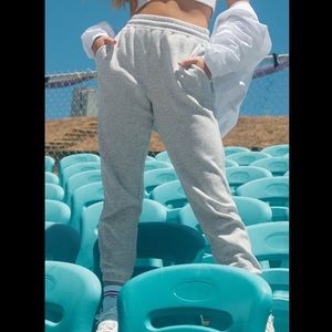 Fabletics Maddie sweatpants